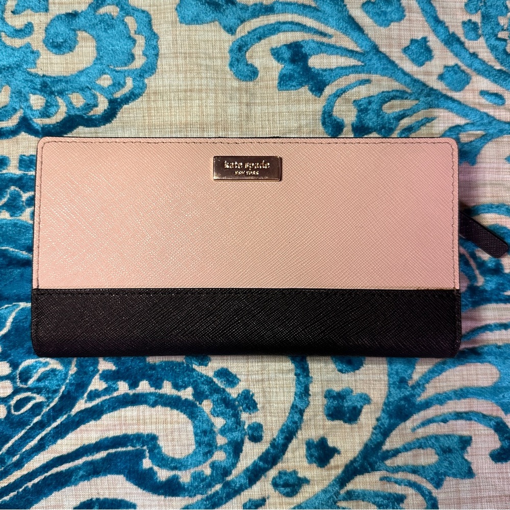 Kate Spade Bi-Fold Wallet
